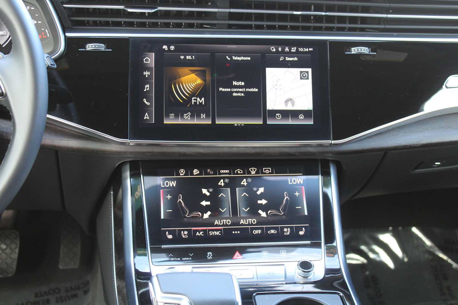Used 2024 Audi Q7 3.0T Prestige AWD/4WD image 19