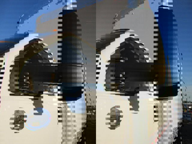 Used 2016 Ford F650 2WD Regular Cab Super Duty image 24