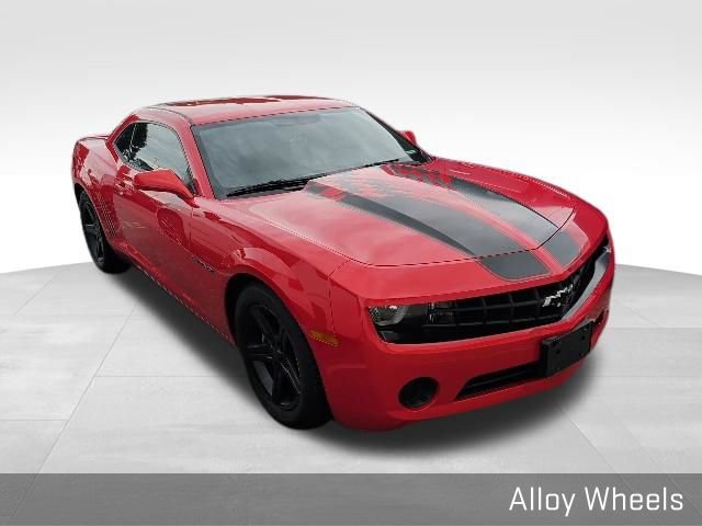Used 2012 Chevrolet Camaro LS RWD image 3