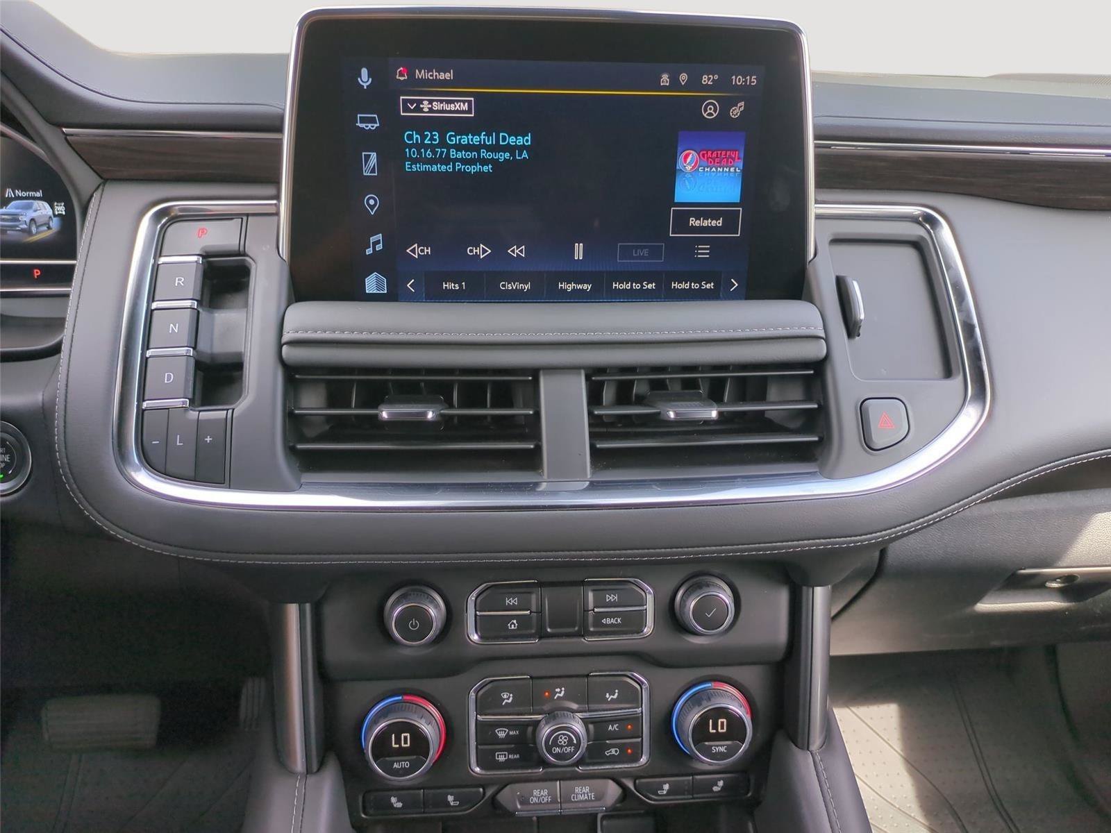 Used 2024 Chevrolet Tahoe Z71 w/ Luxury Package AWD/4WD image 21
