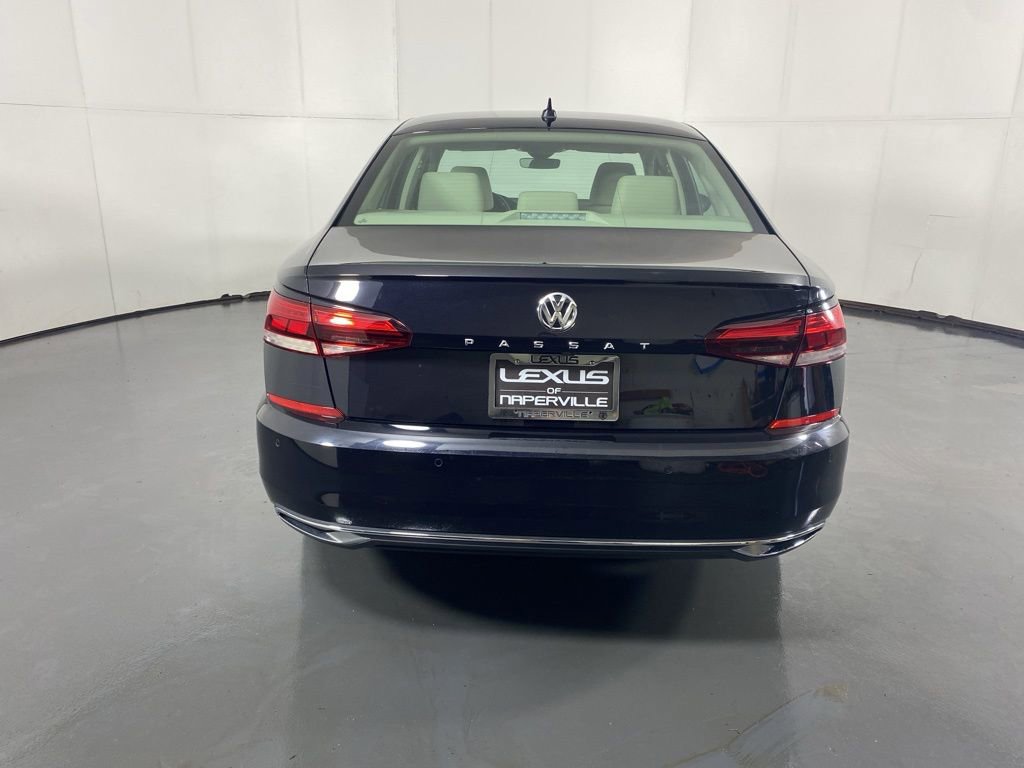 Used 2020 Volkswagen Passat 2.0T SEL image 7