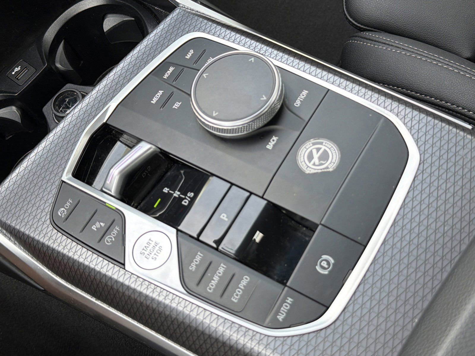 Certified 2025 BMW 330i xDrive Sedan AWD/4WD image 33