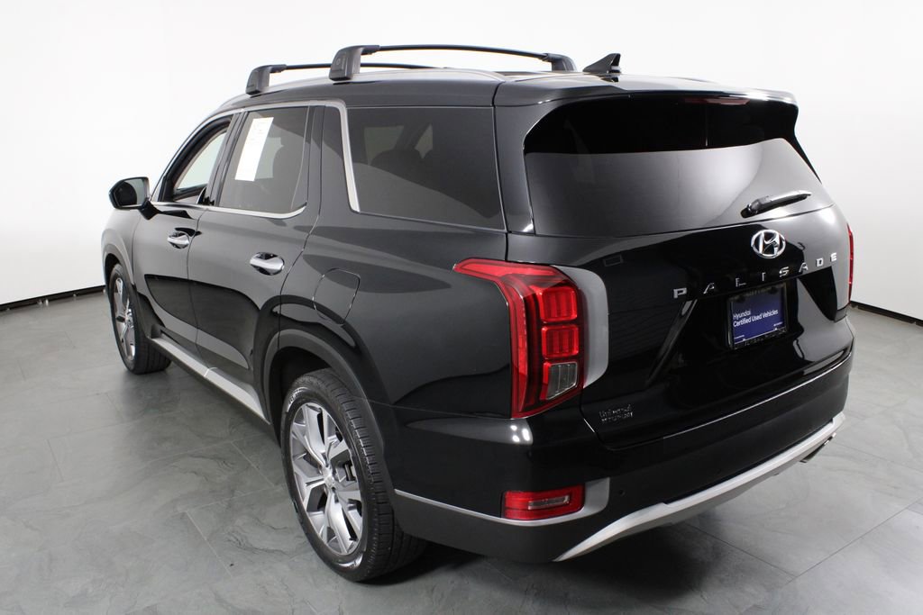 Used 2022 Hyundai Palisade SEL w/ Premium Package FWD image 4