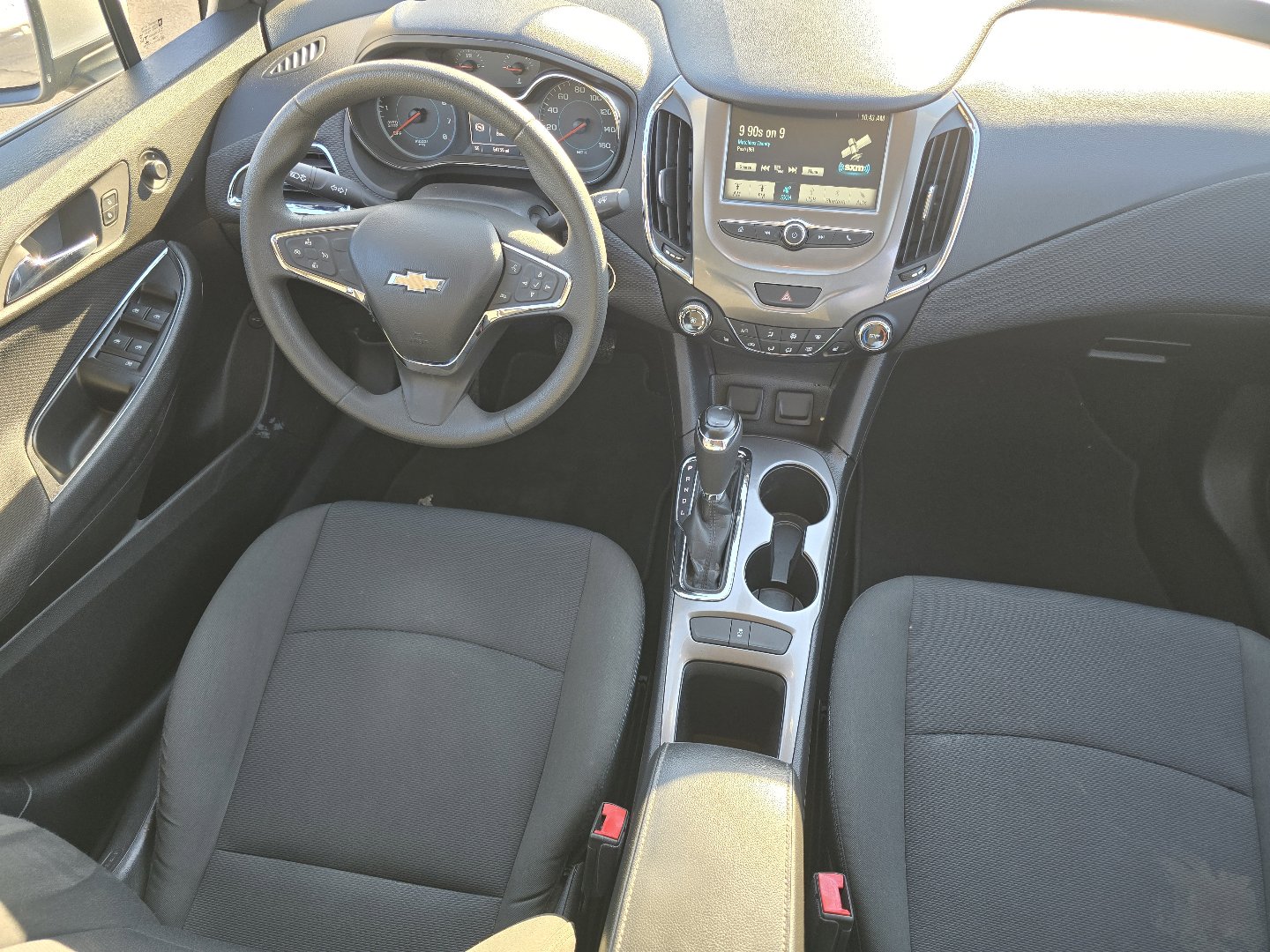 Used 2017 Chevrolet Cruze LT w/ Convenience Package image 28