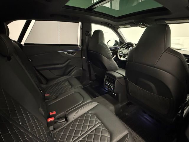 Used 2024 Audi SQ8 Prestige w/ Prestige Package image 27