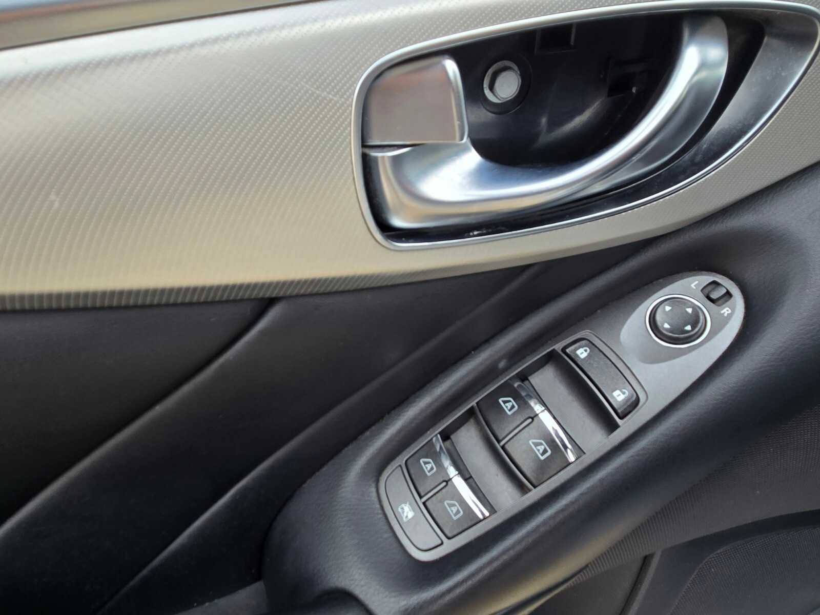 Used 2020 INFINITI Q50 Luxe image 22