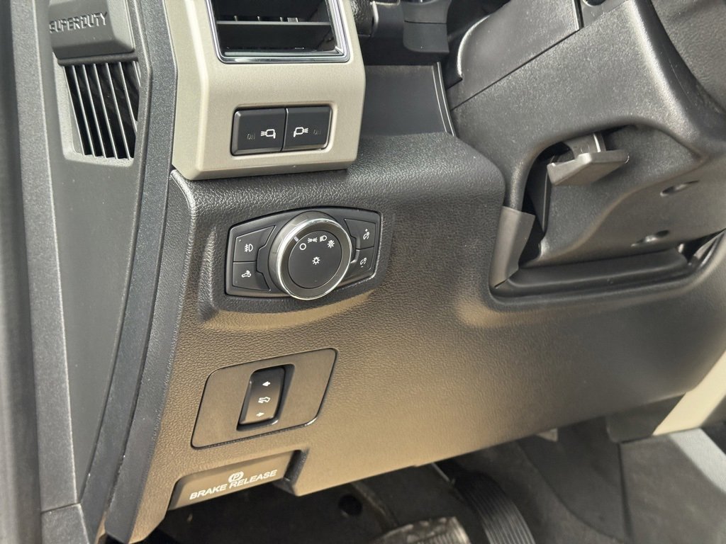 Used 2021 Ford F250 Lariat image 25