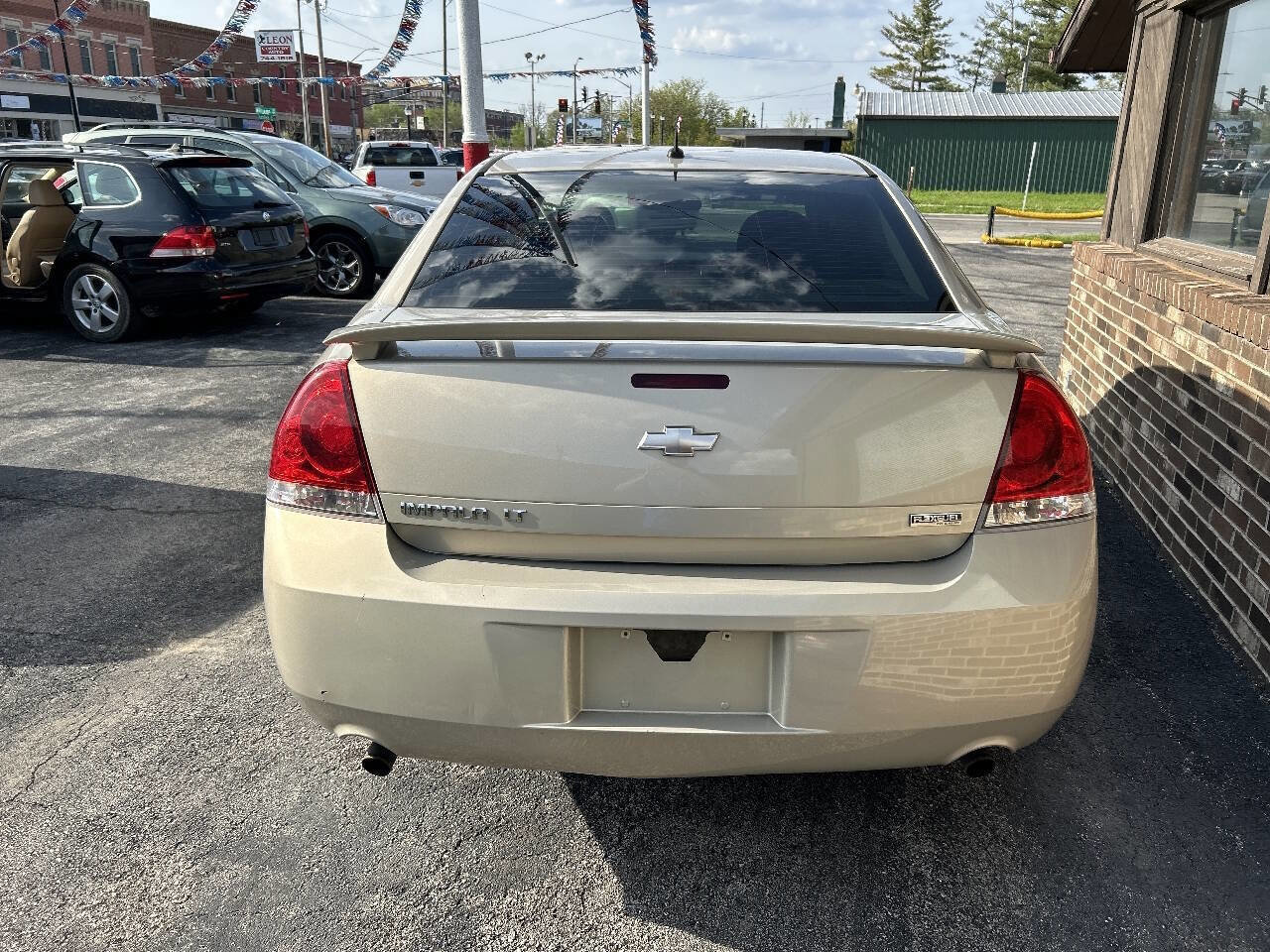 Used 2012 Chevrolet Impala LT FWD image 3