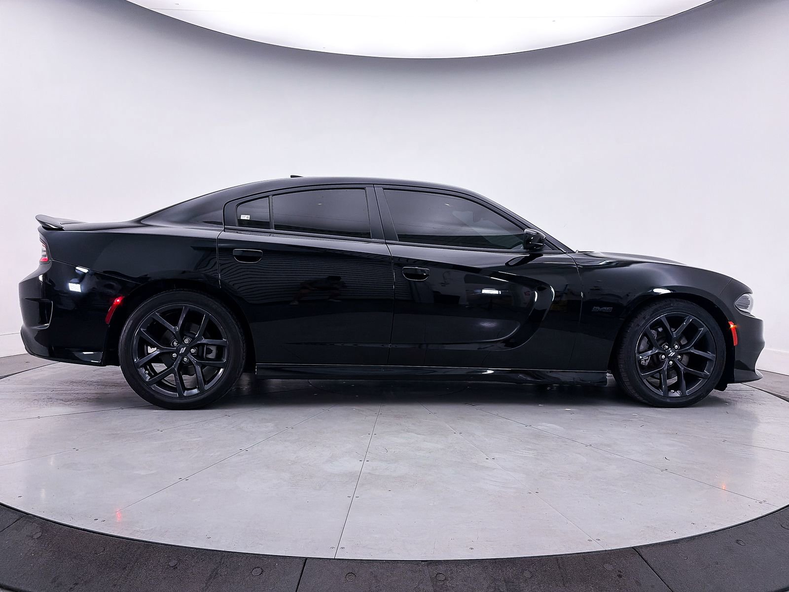 Used 2023 Dodge Charger R/T w/ Blacktop Package RWD image 37