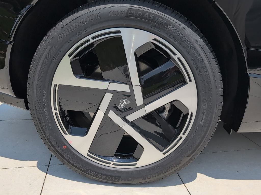 New 2026 Hyundai Ioniq 9 Limited image 33