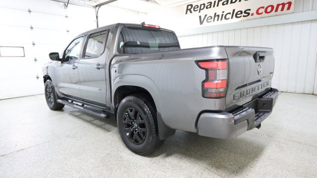 Used 2023 Nissan Frontier SV w/ Midnight Edition Package image 3