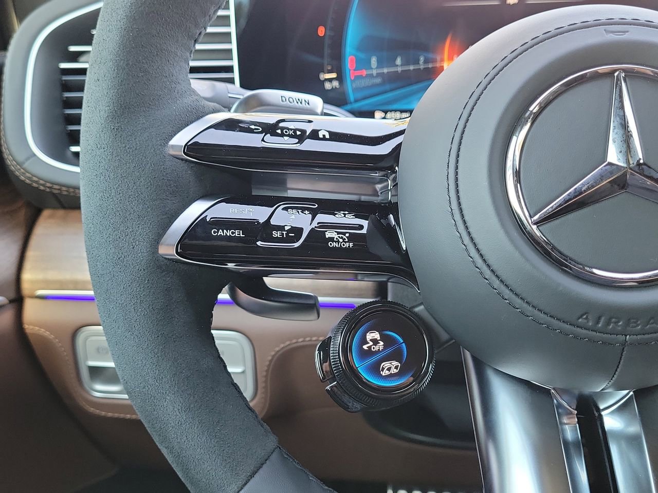 New 2026 Mercedes-Benz GLE 63 AMG S image 32