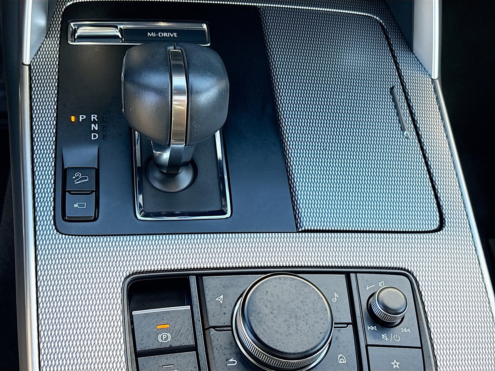 Certified 2024 MAZDA CX-90 3.3 Turbo S w/ Premium Package AWD/4WD image 17