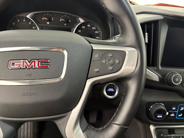 Used 2024 GMC Terrain SLT AWD/4WD image 24