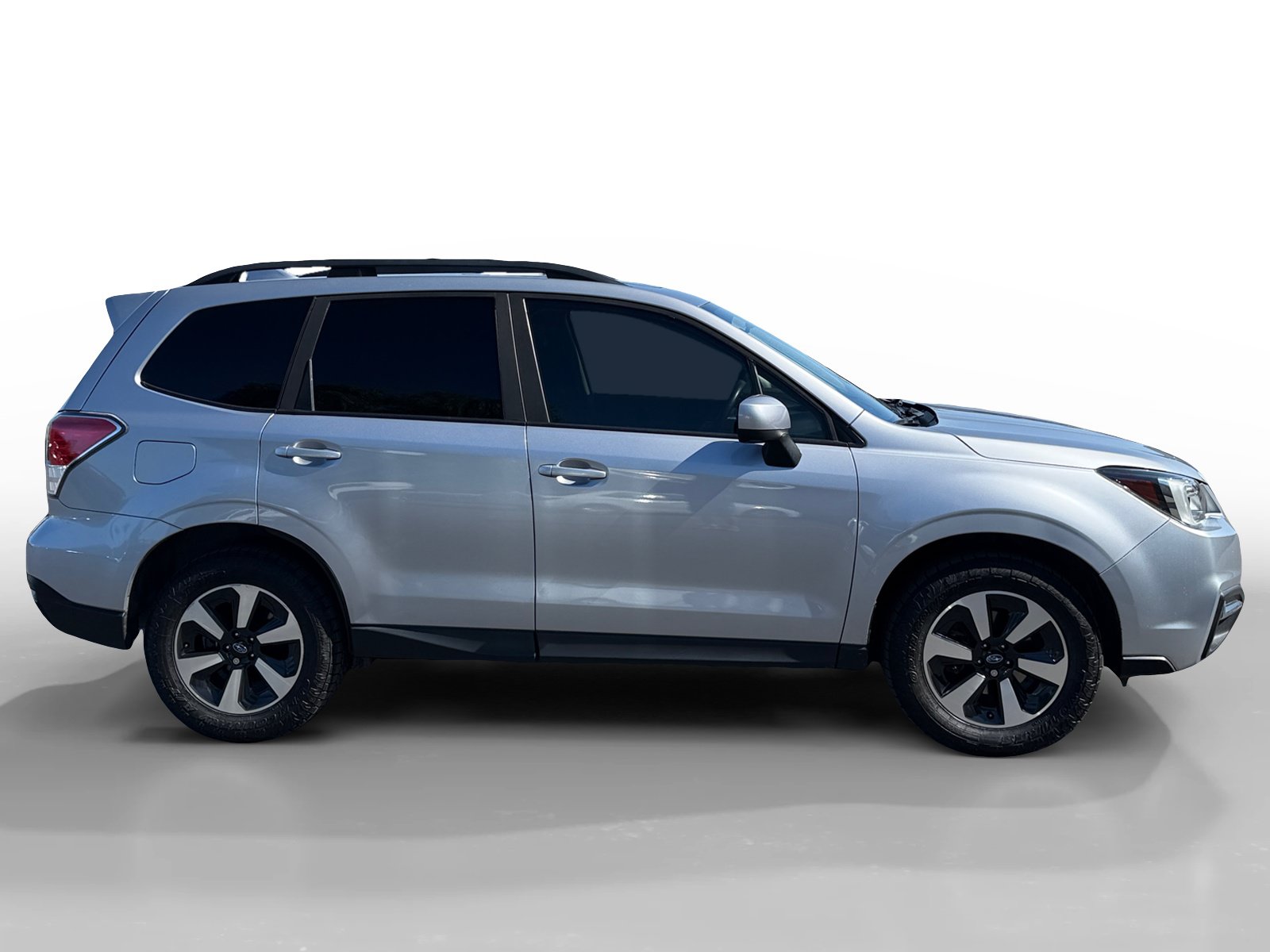 Used 2018 Subaru Forester 2.5i Premium AWD/4WD image 6