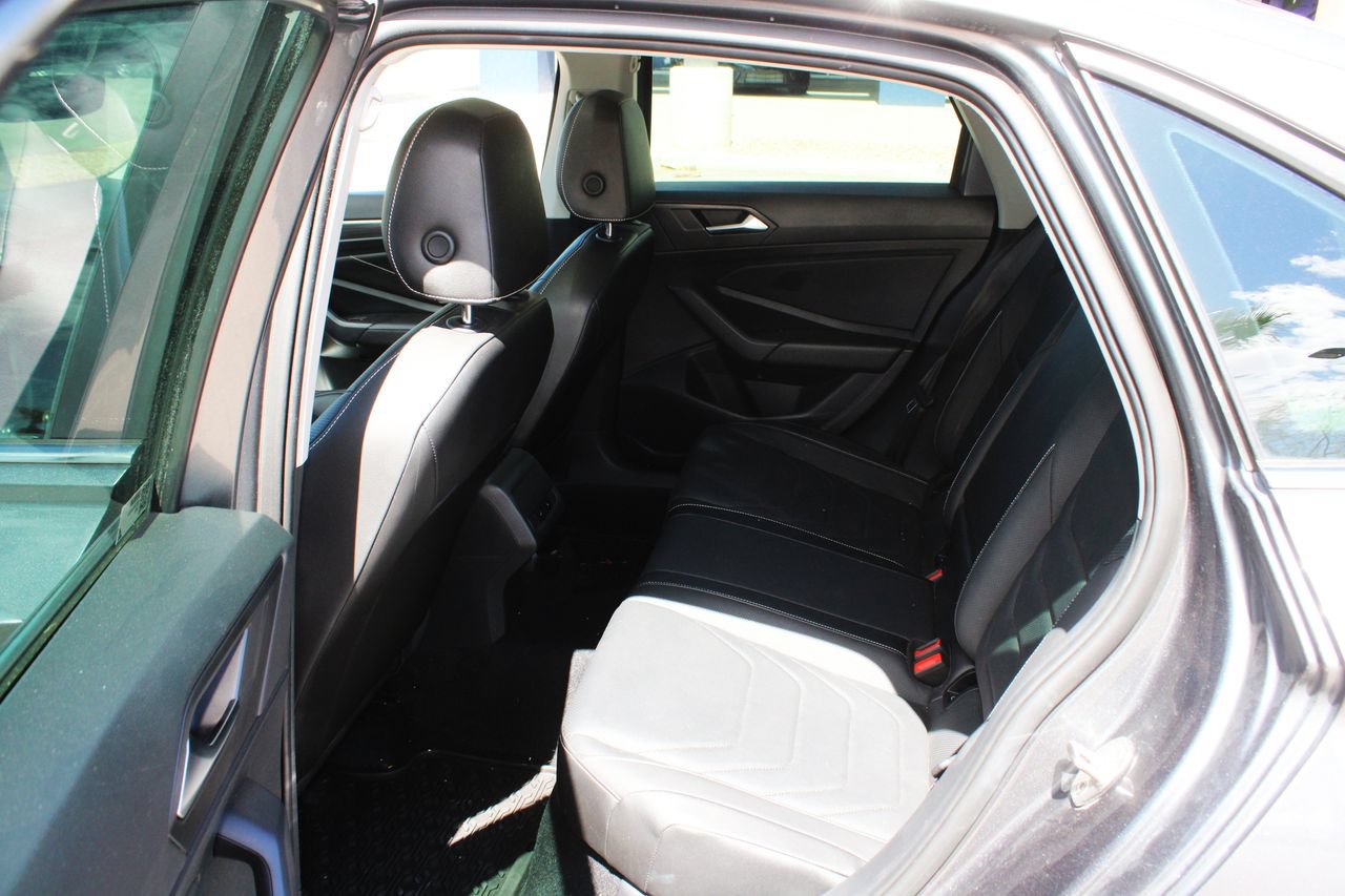 Used 2022 Volkswagen Jetta SEL FWD image 8