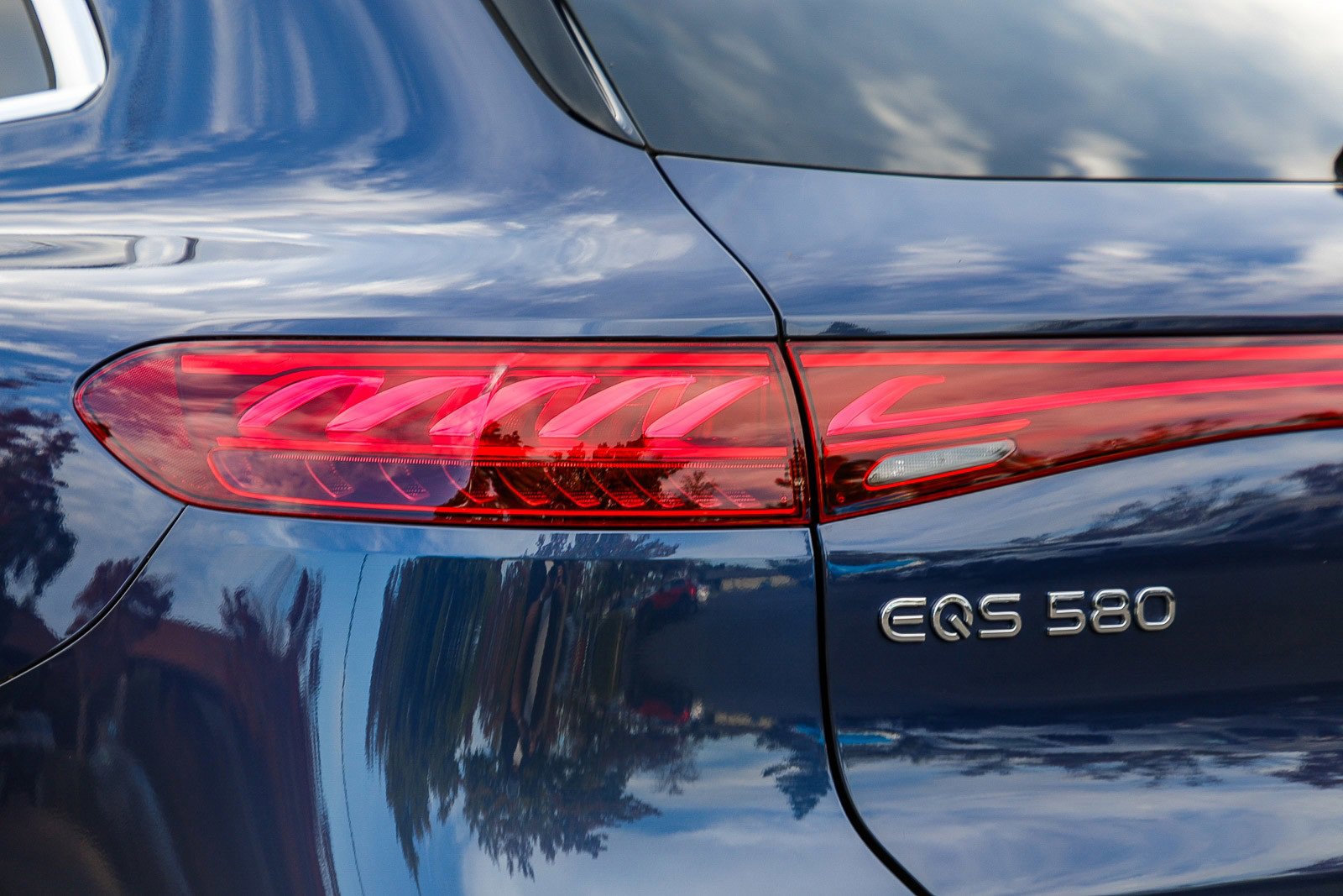 Certified 2023 Mercedes-Benz EQS 580 4MATIC SUV image 8