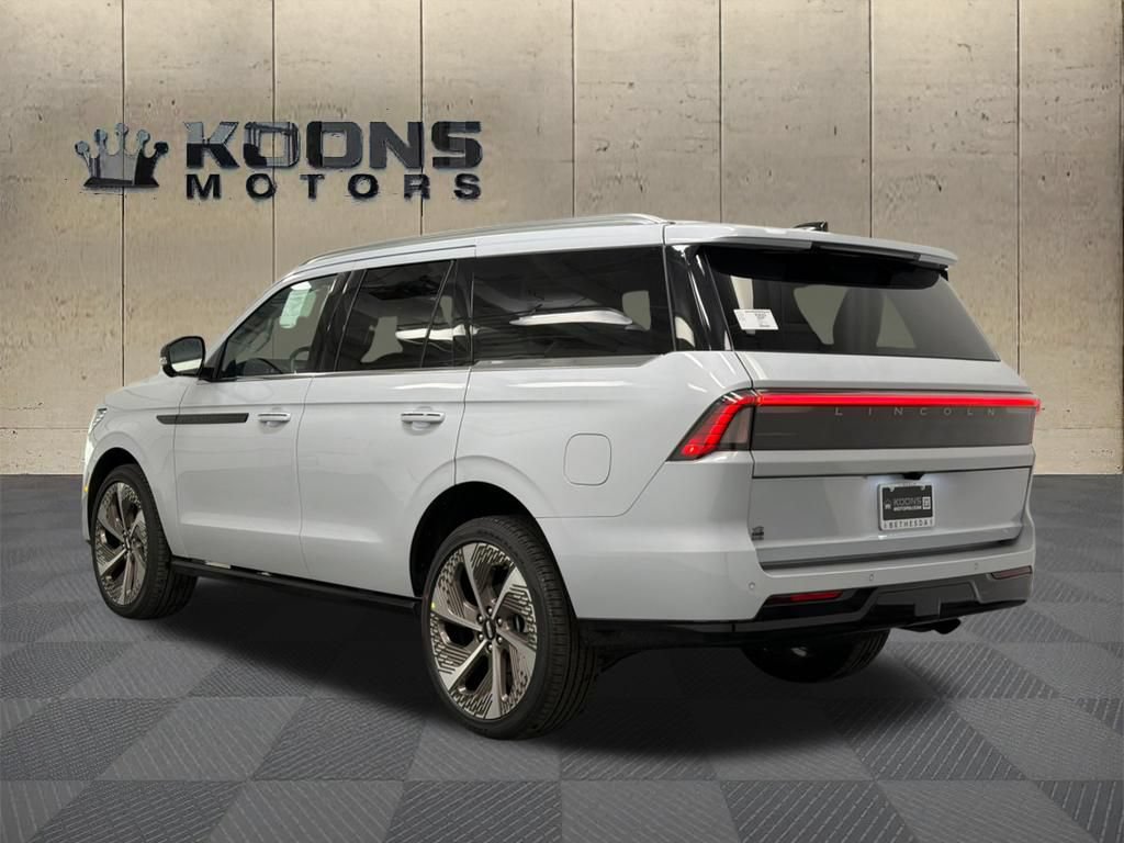 New 2026 Lincoln Navigator Black Label AWD/4WD image 6