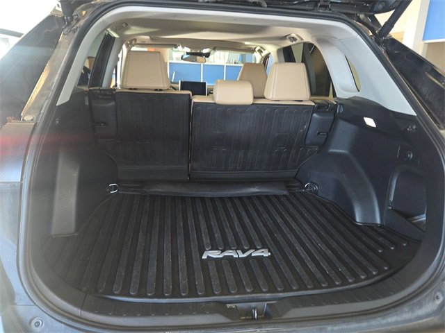 Used 2024 Toyota RAV4 XLE Premium image 23