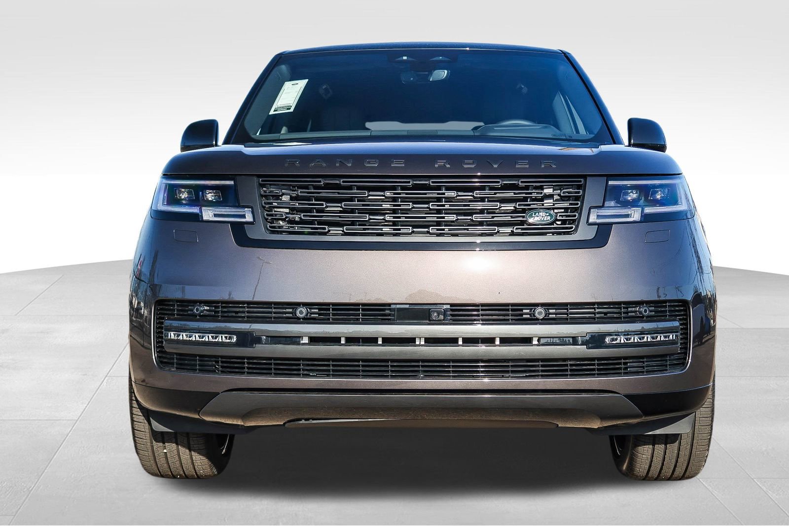 New 2026 Land Rover Range Rover SE image 2