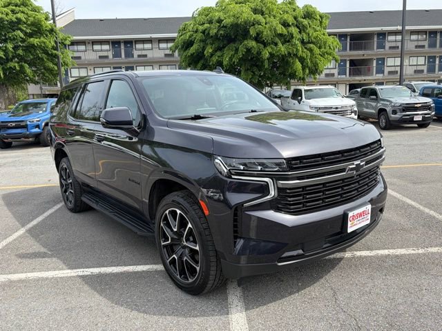 Used 2022 Chevrolet Tahoe RST w/ Luxury Package image 2