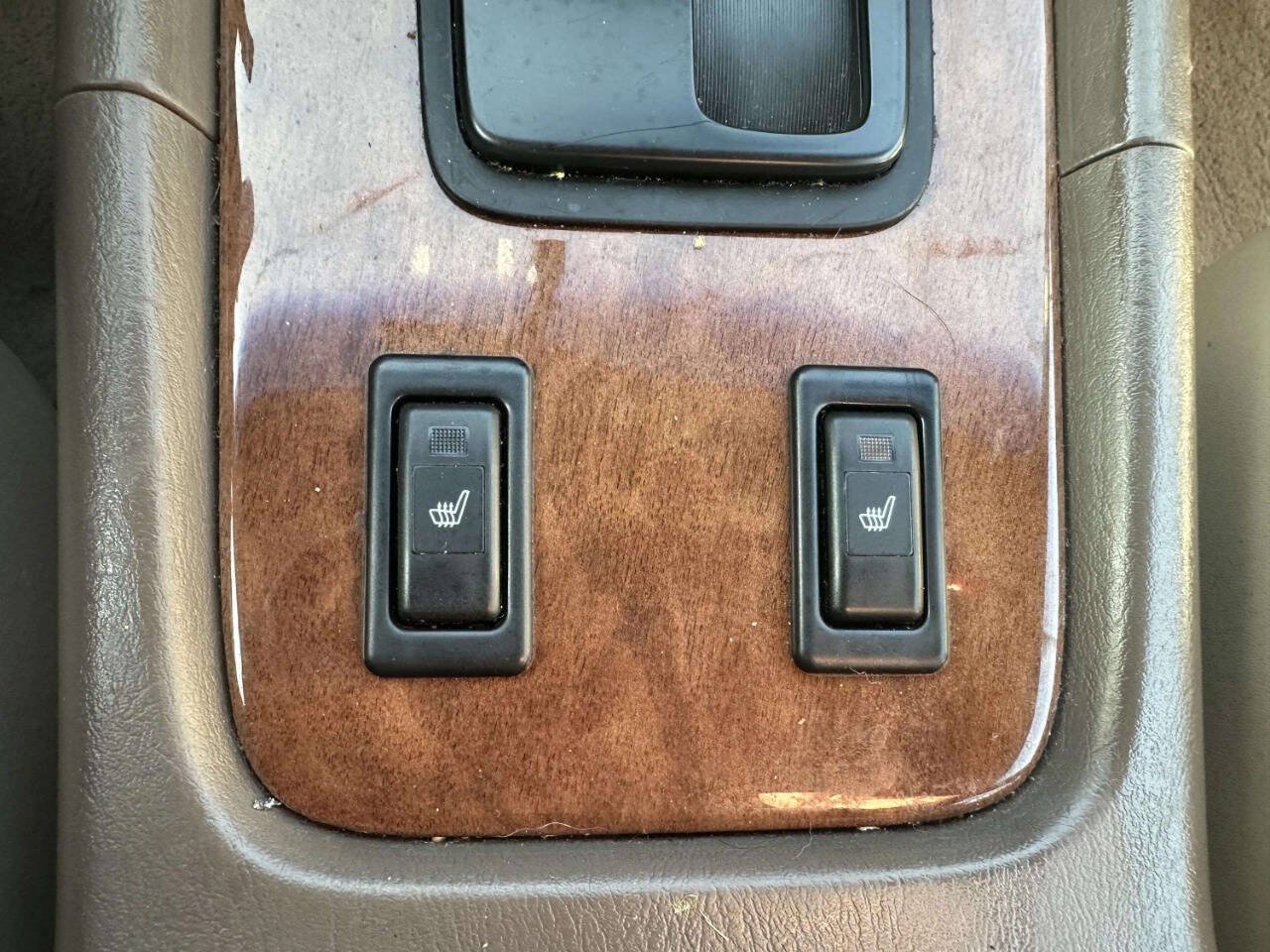 Used 1999 Lexus ES 330 w/ Lexus Value Pkg FWD image 24