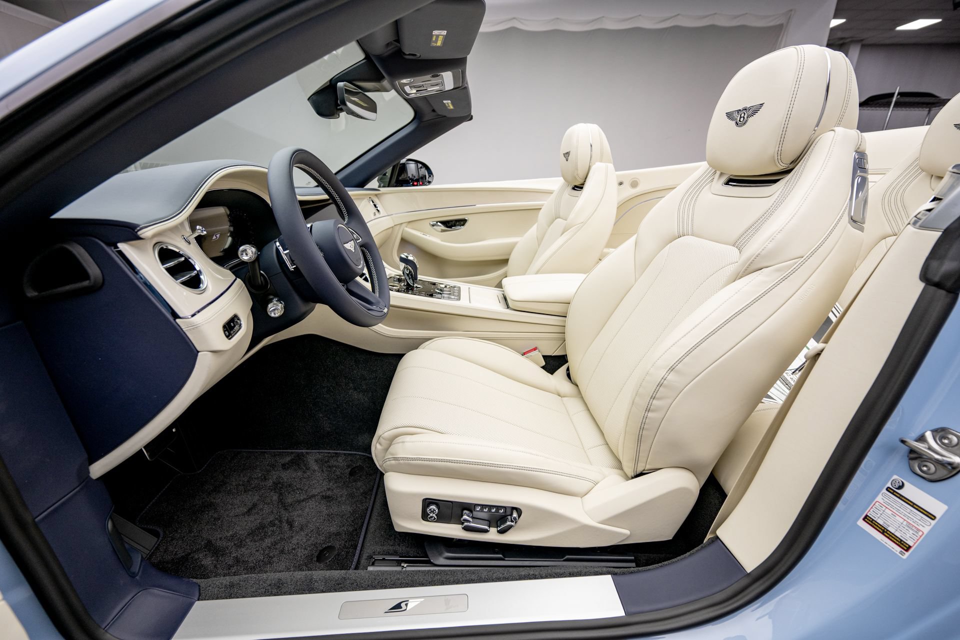 New 2026 Bentley Continental GT AWD/4WD image 19