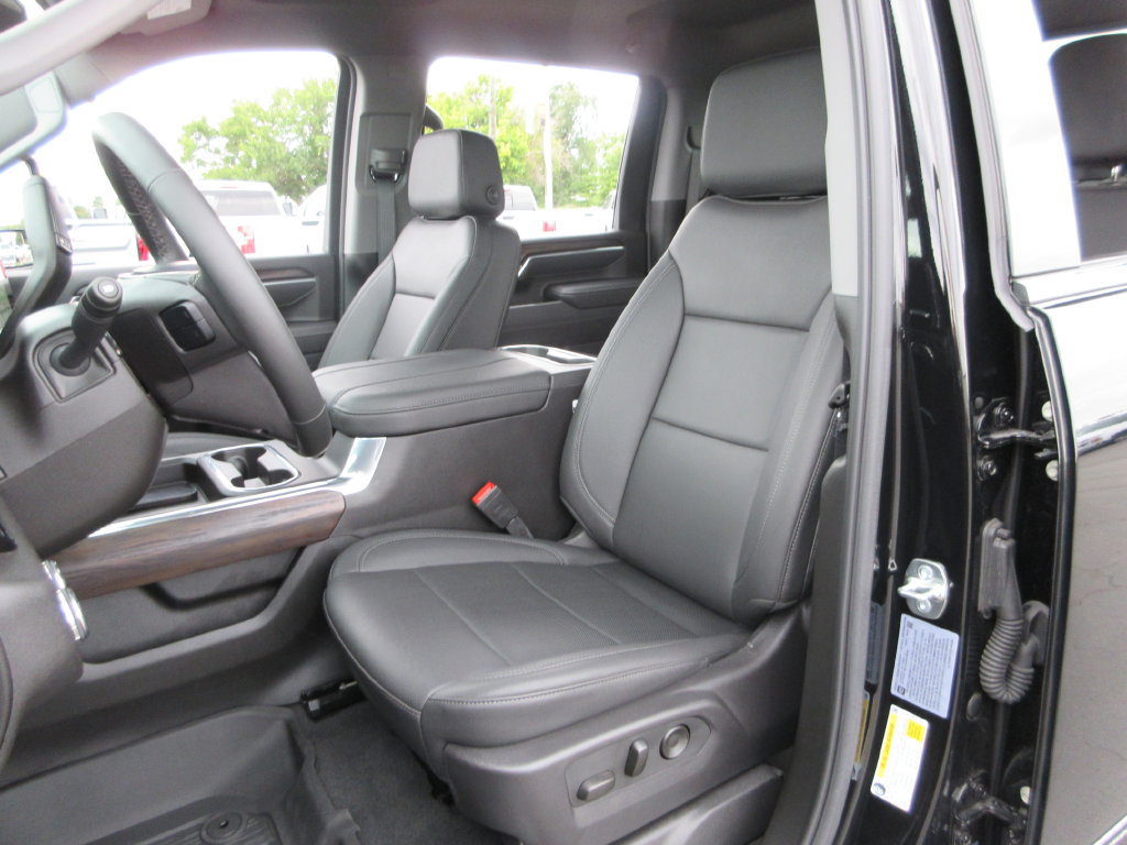 Certified 2025 GMC Sierra 2500 SLT w/ SLT Premium Package AWD/4WD image 25