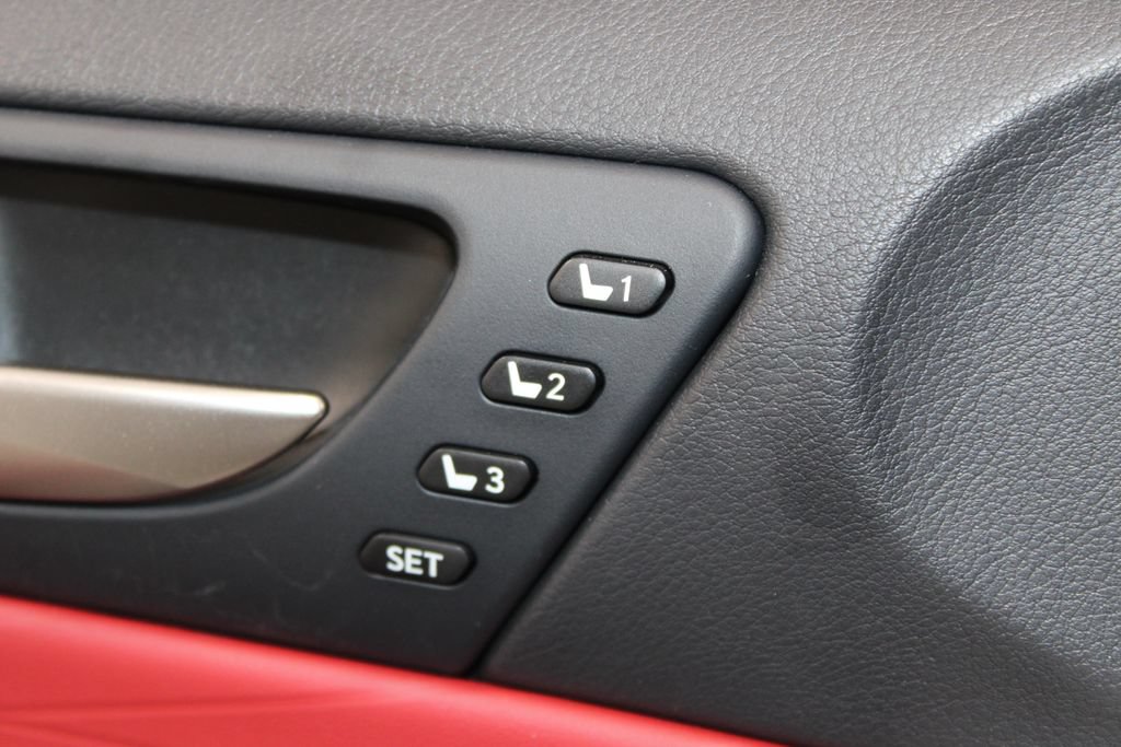 Used 2024 Lexus IS 500 RWD image 26