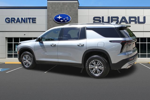Used 2026 Chevrolet Traverse LT w/ Driver Confidence Package AWD/4WD image 8