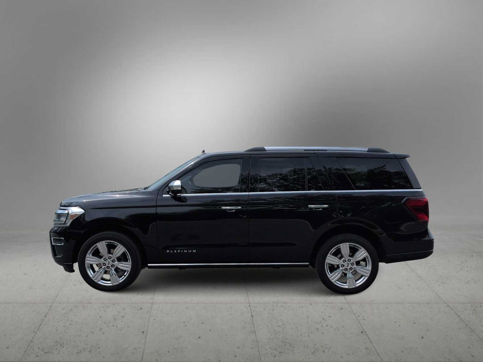 Used 2024 Ford Expedition Platinum AWD/4WD image 5