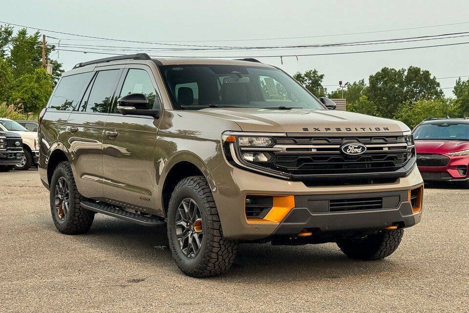 New 2027 Ford Expedition Tremor w/ Driver's Package