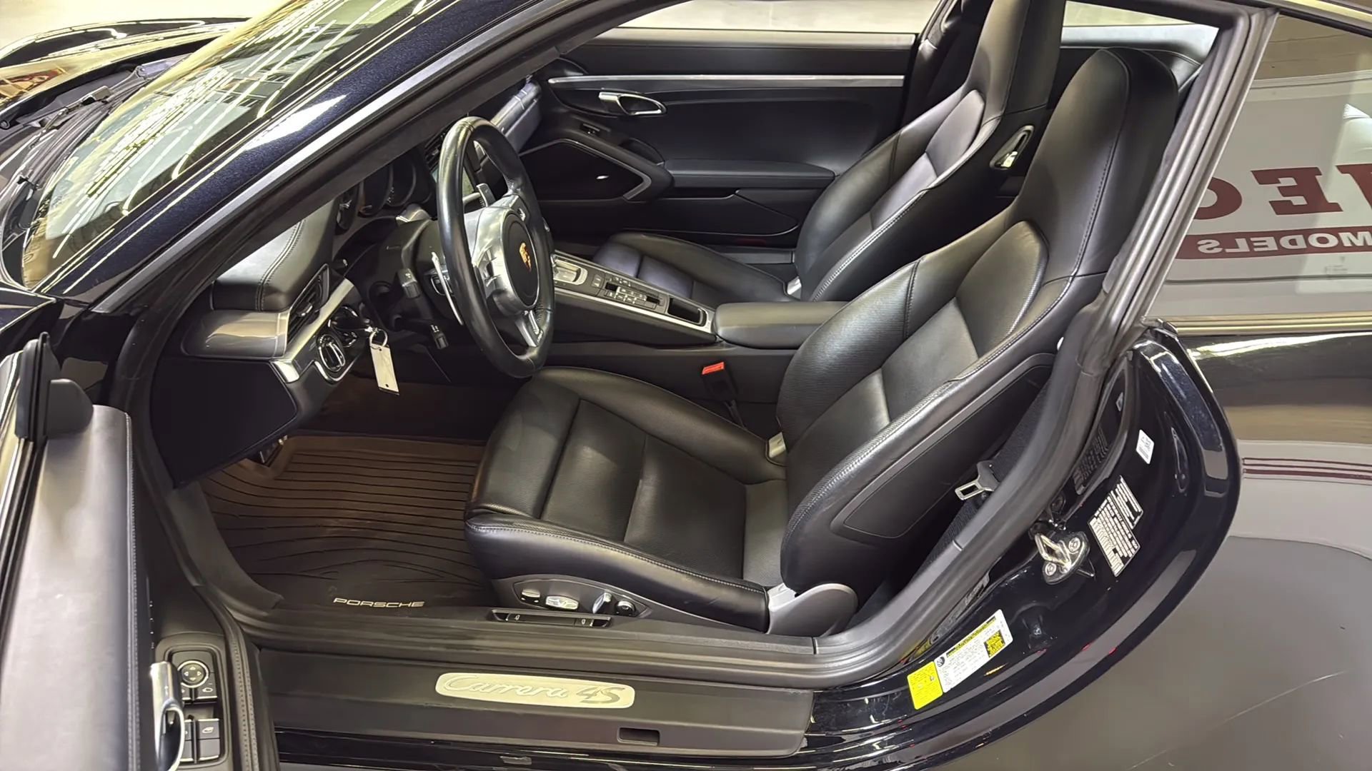Used 2015 Porsche 911 Carrera 4S AWD/4WD image 15