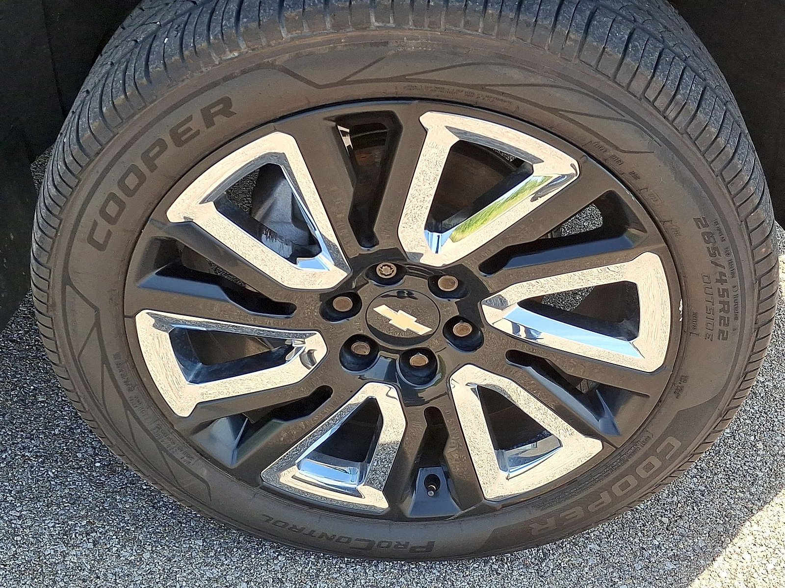 Used 2019 Chevrolet Silverado 1500 LT w/ All-Star Edition AWD/4WD image 27
