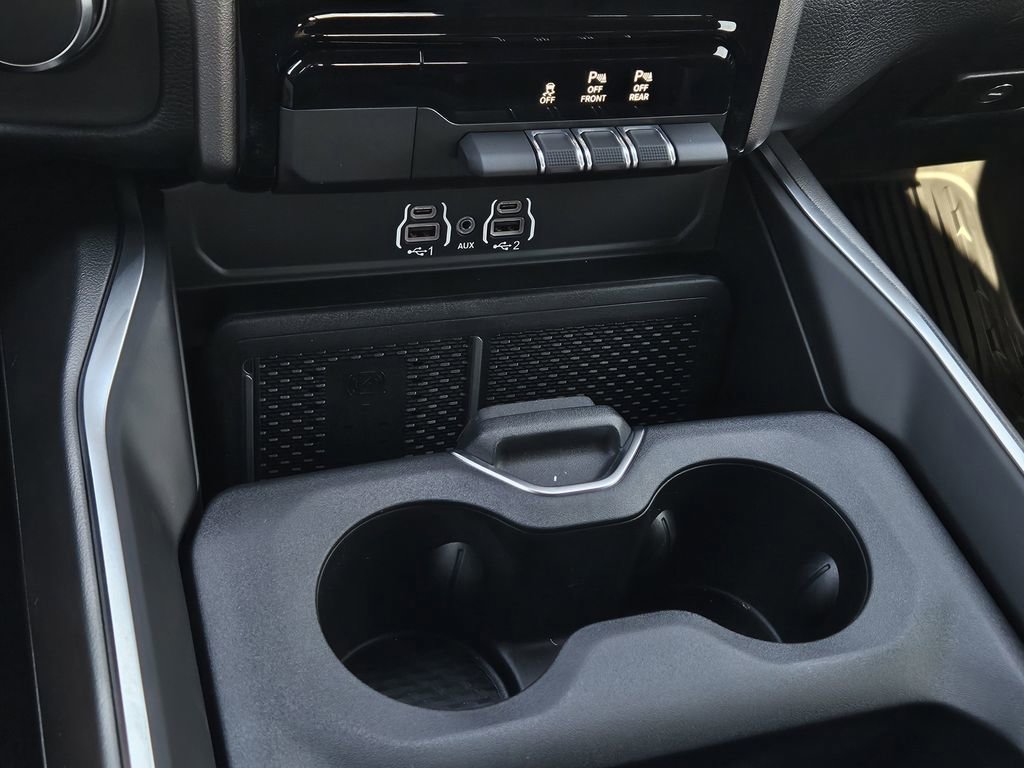 New 2026 RAM 1500 2WD Crew Cab image 18