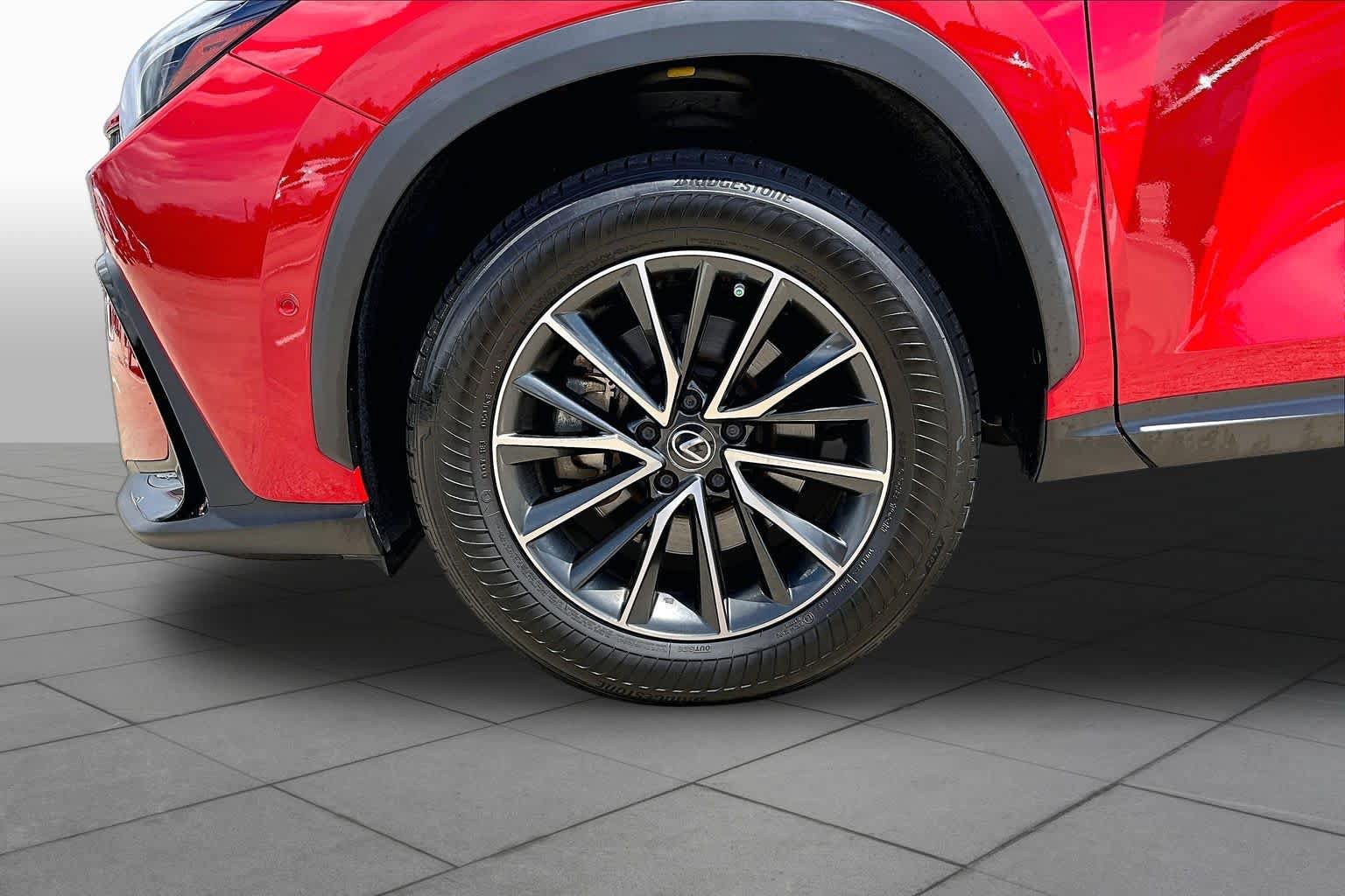 Used 2024 Lexus NX 350h AWD w/ Vision Package image 11