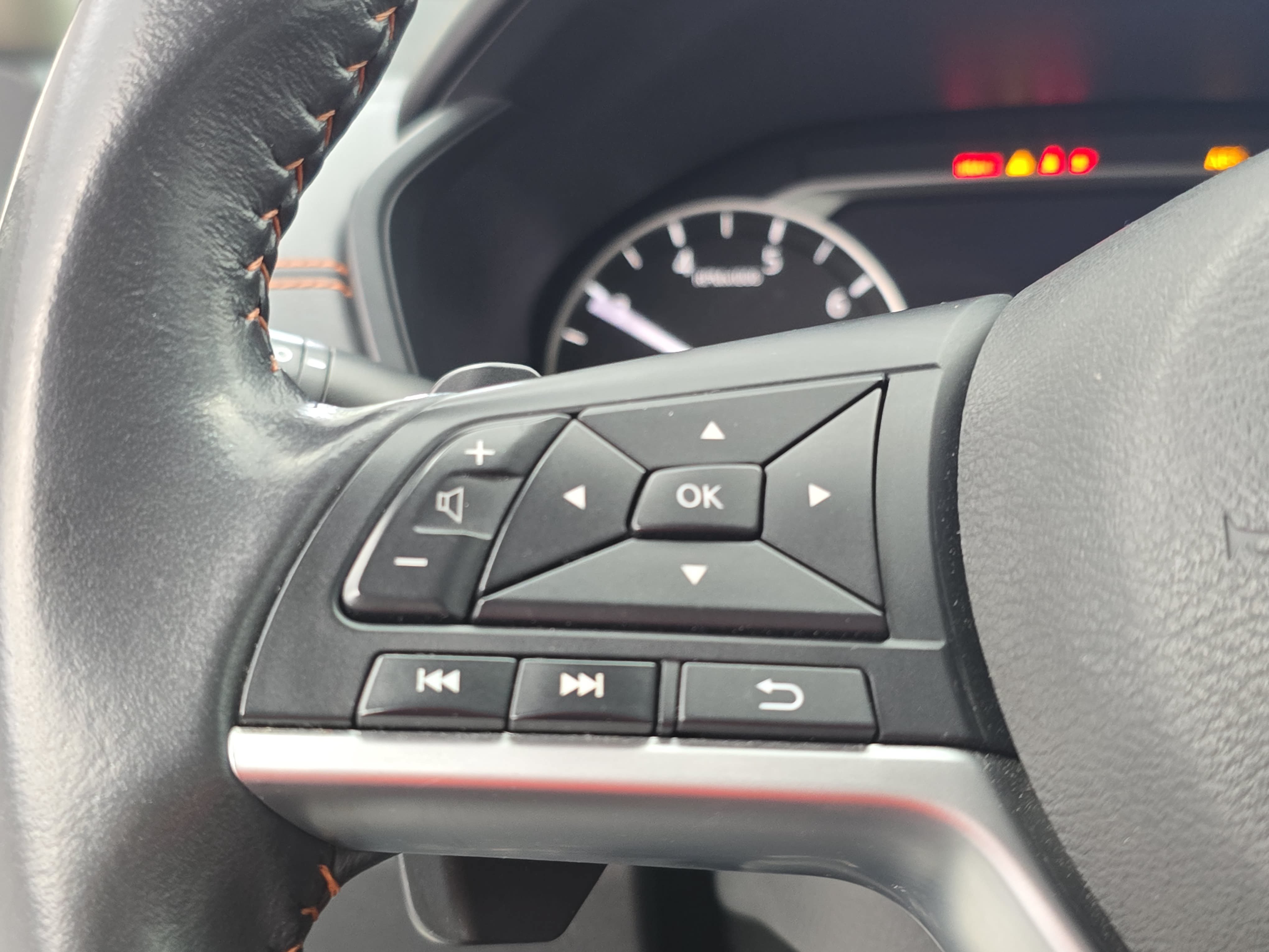 Certified 2022 Nissan Altima 2.5 SR AWD/4WD image 16