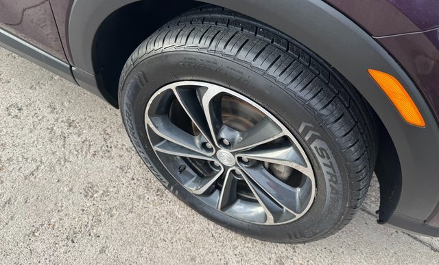 Used 2020 Buick Encore GX Select image 21
