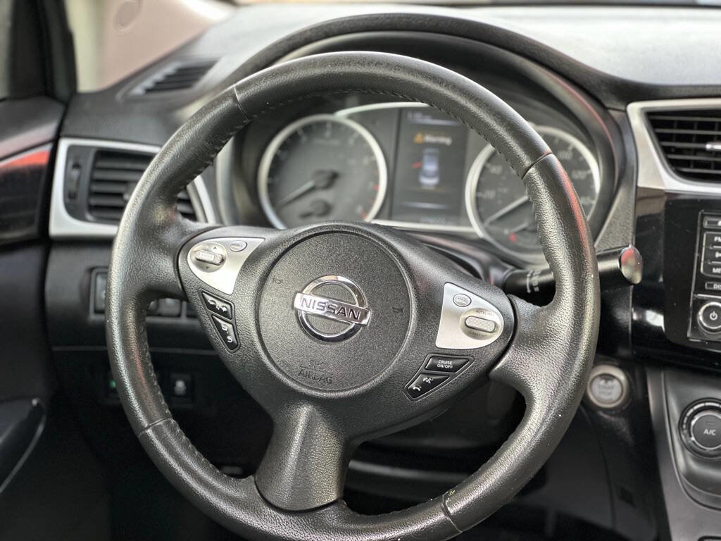Used 2017 Nissan Sentra SV image 10