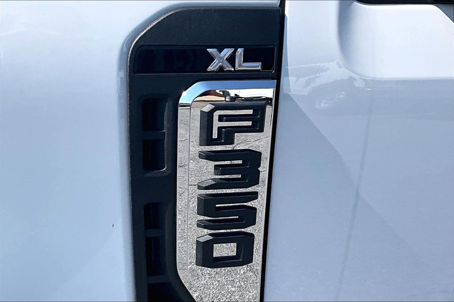 New 2026 Ford F350 XL w/ XL Chrome Package AWD/4WD image 12