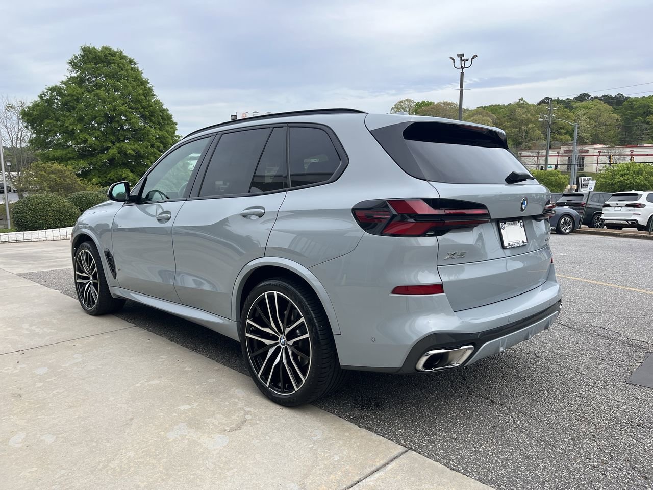 Certified 2024 BMW X5 xDrive40i w/ M Sport Package image 6