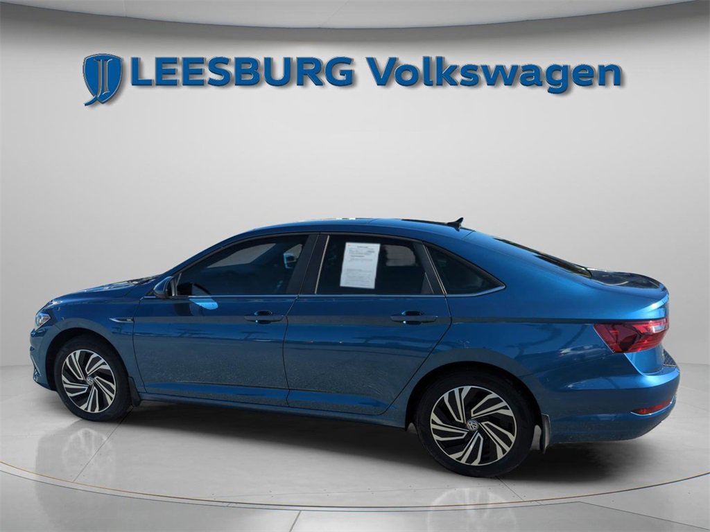 Used 2020 Volkswagen Jetta SEL image 3