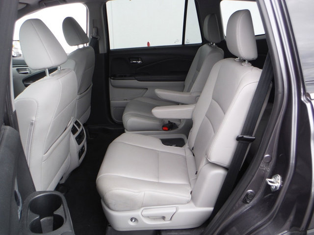 Used 2019 Honda Pilot Touring image 35