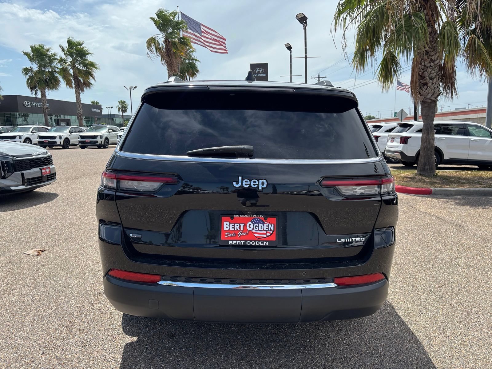Used 2021 Jeep Grand Cherokee L Limited RWD image 5