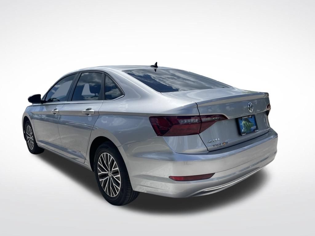 Used 2021 Volkswagen Jetta SE w/ SE Cold Weather Package FWD image 5