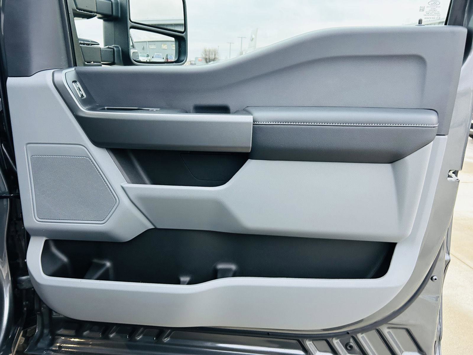 New 2026 Ford F350 XL w/ STX Appearance Package image 31