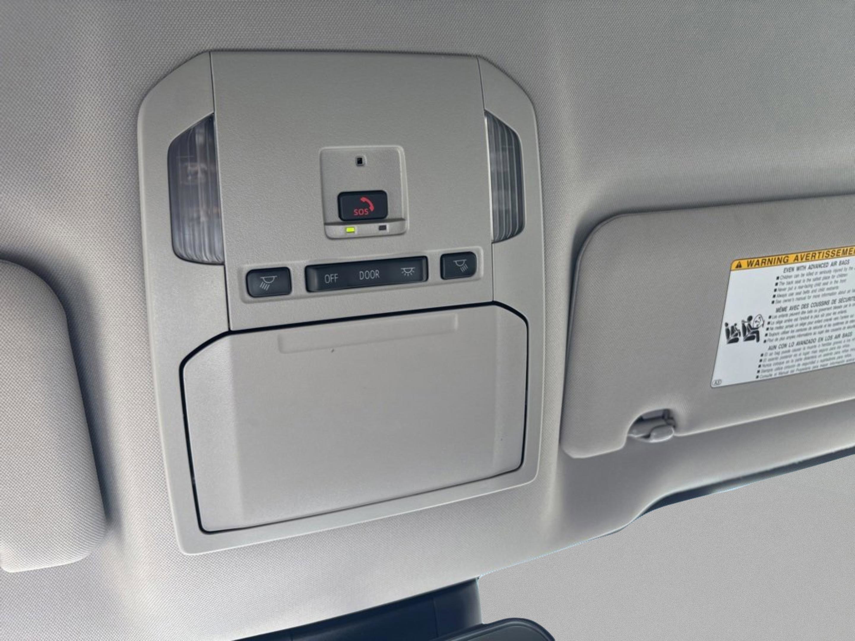 Used 2024 Toyota Highlander LE image 24