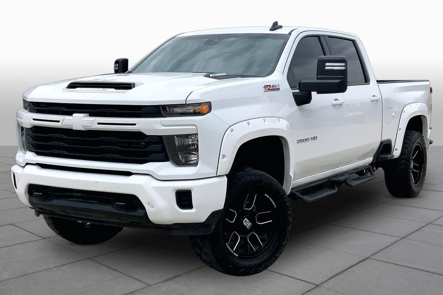 Used 2024 Chevrolet Silverado 2500 LT AWD/4WD video 1