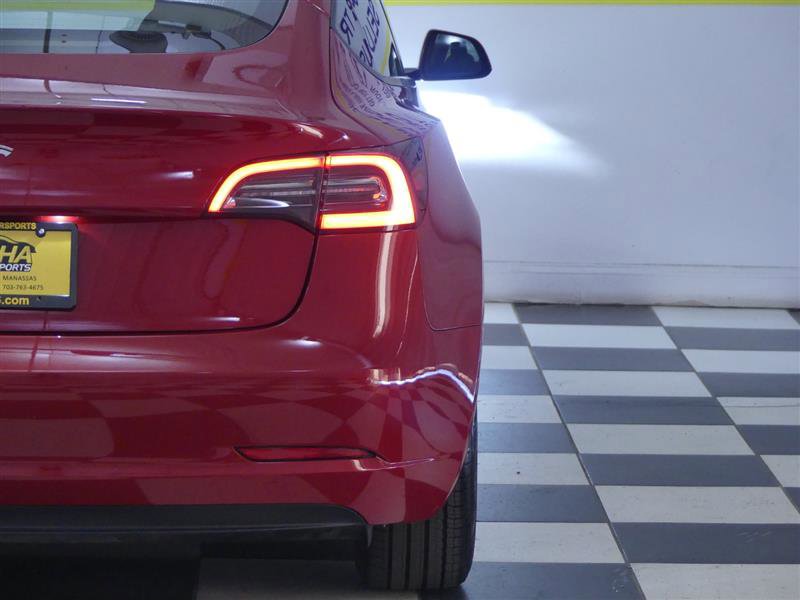 Used 2023 Tesla Model 3 Standard Range image 28