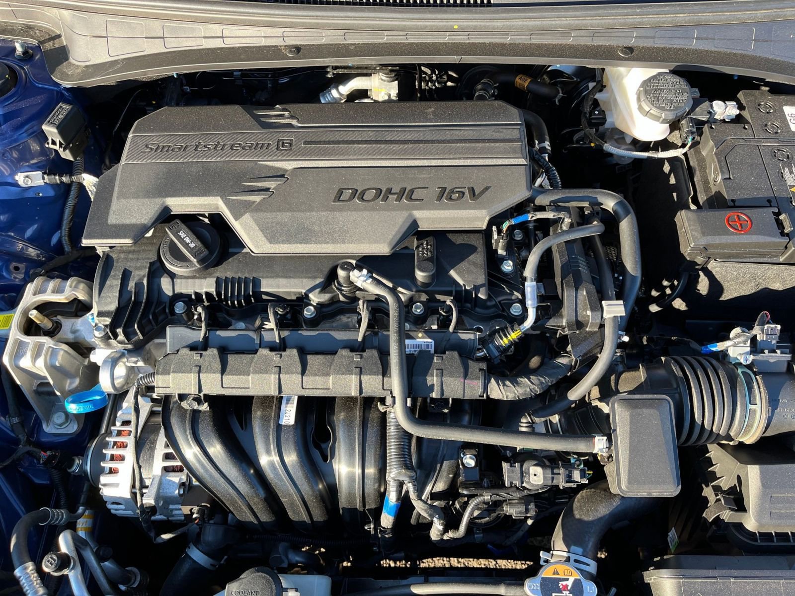 Used 2025 Hyundai Elantra SEL image 32